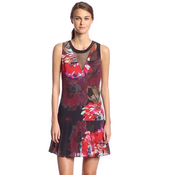 Trina Turk Dresses & Skirts - Trina Turk “shakira trousdale” floral dress